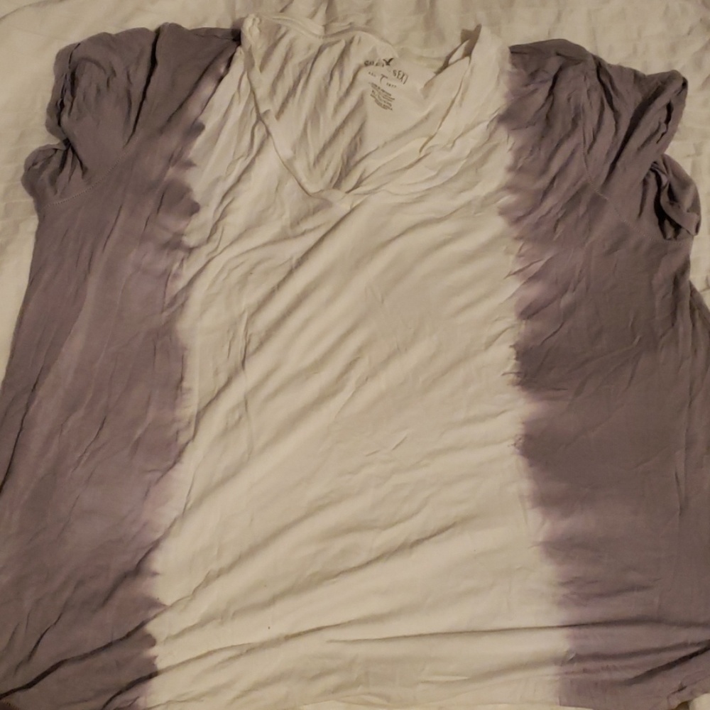 AE V-neck Top